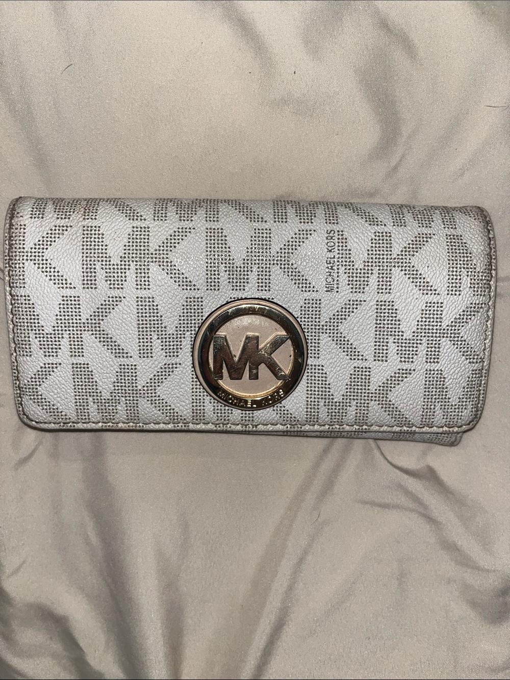 Michael Kors Silver White MK Logo Continental Wallet